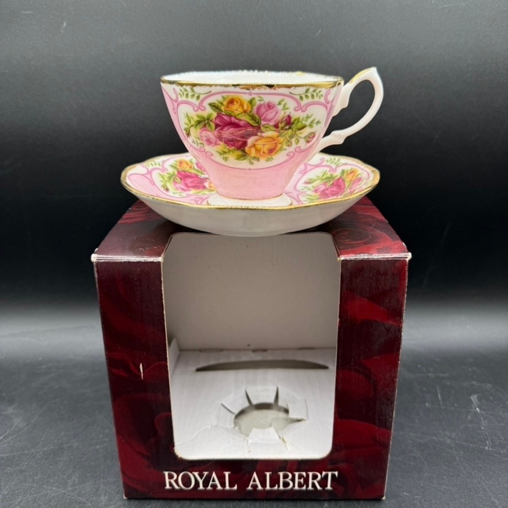 Royal Albert Rose Cameo Pink Tea Cup and Saucer Set Floral Gold Trim Cottagecore